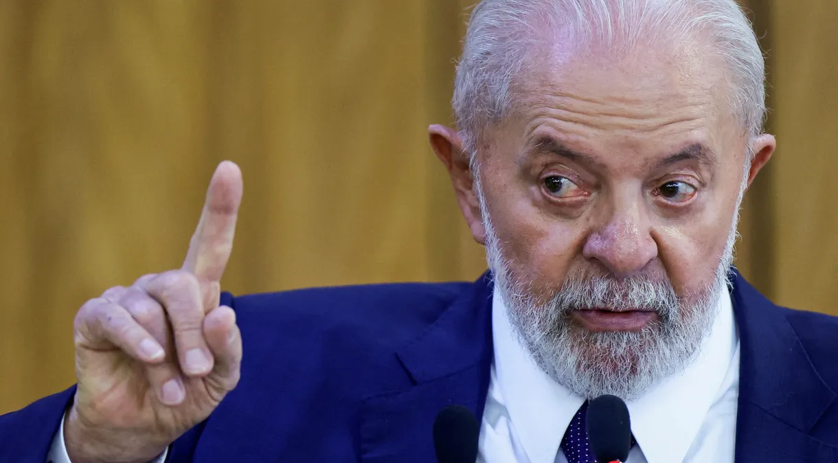 Lula evita criticar juros e diz que “sem crédito, país não vai a lugar nenhum”