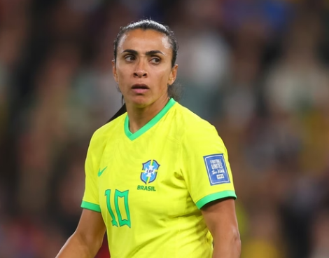 Marta anuncia data de aposentadoria da Seleção Brasileira