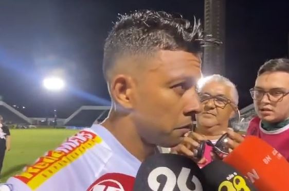 [VÍDEO] Wallyson dispara após rebaixamento na Série B: "Muitos vieram para Natal só curtir"