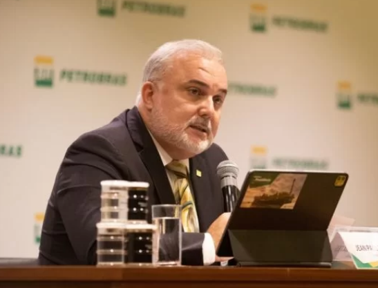 Lula desconhece plano da Petrobras para Oriente Médio: "Jean-Paul tem cabeça fértil"