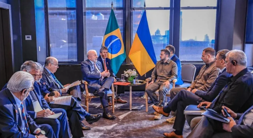 Suíça quer Lula em cúpula sobre guerra na Ucrânia