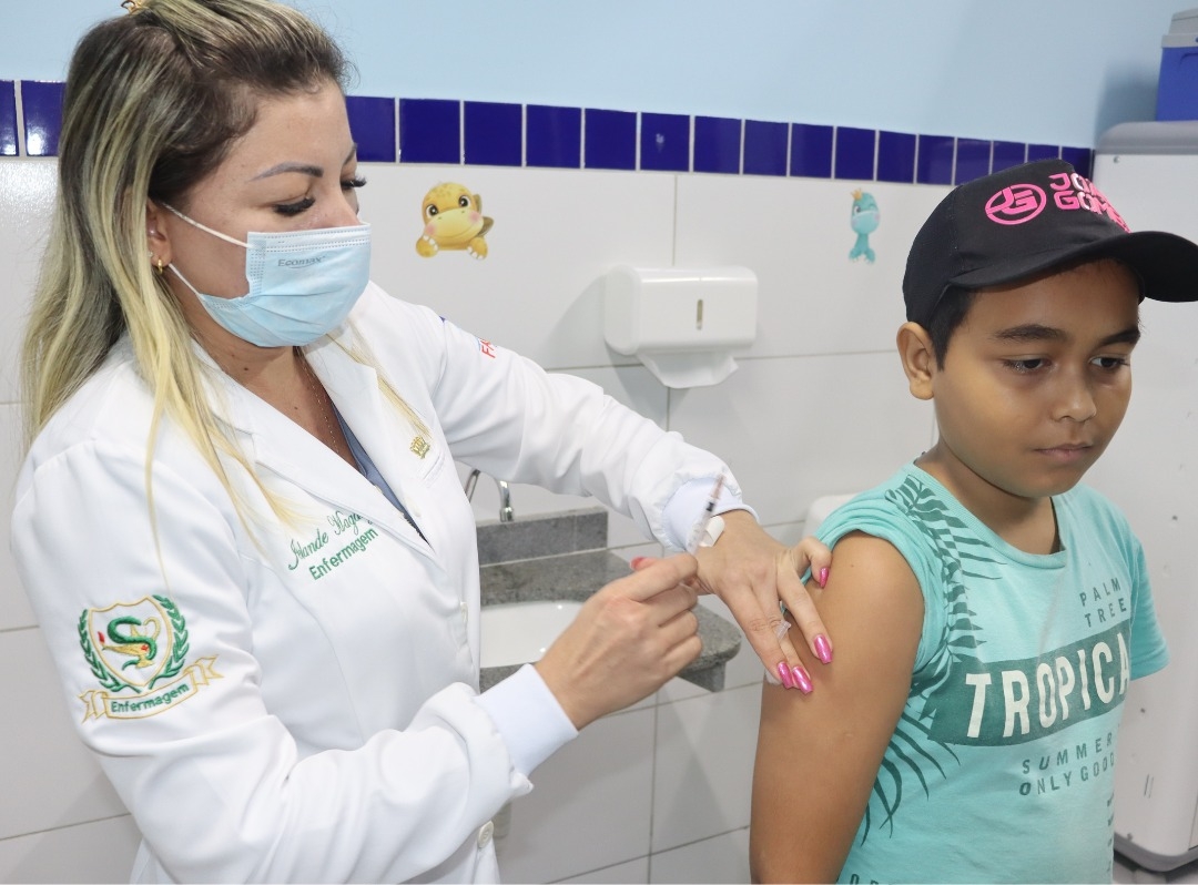 Natal reinicia vacinação contra a dengue para crianças entre 10 e 14 anos