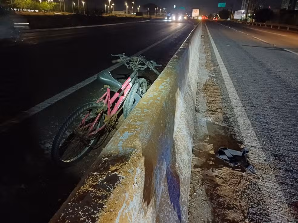 Ciclista fica ferido após ser atropelado na BR-304 em Mossoró