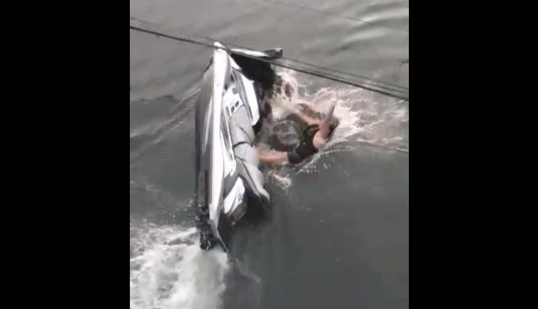 acidente-jet-ski-canal-de-camburi-76485b15638157b910a03cb2beefa9f9.jpeg