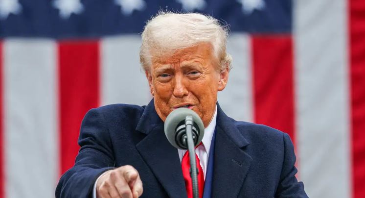TRUMP.JPG
