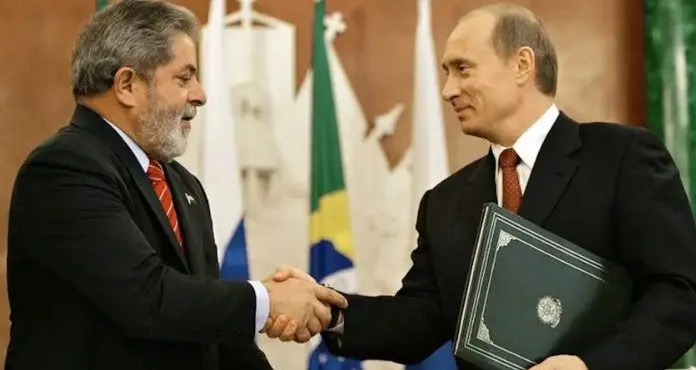 O presidente Lula e Vladimir Putin nos anos 2000 | Foto: Presidência da República/Ricardo Stuckert