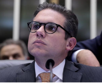 HUGO MOTA.PNG