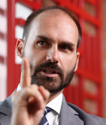 EDU BOLSO.PNG