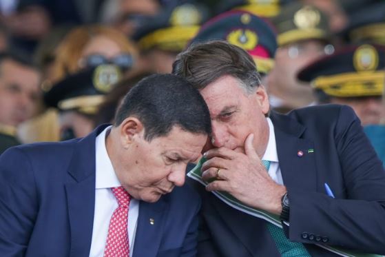 Bolsonaro e Mourão.JPG