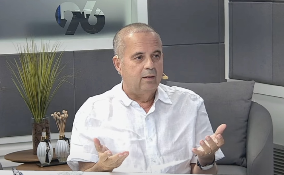 Rogério Marinho em entrevista para a 96FM