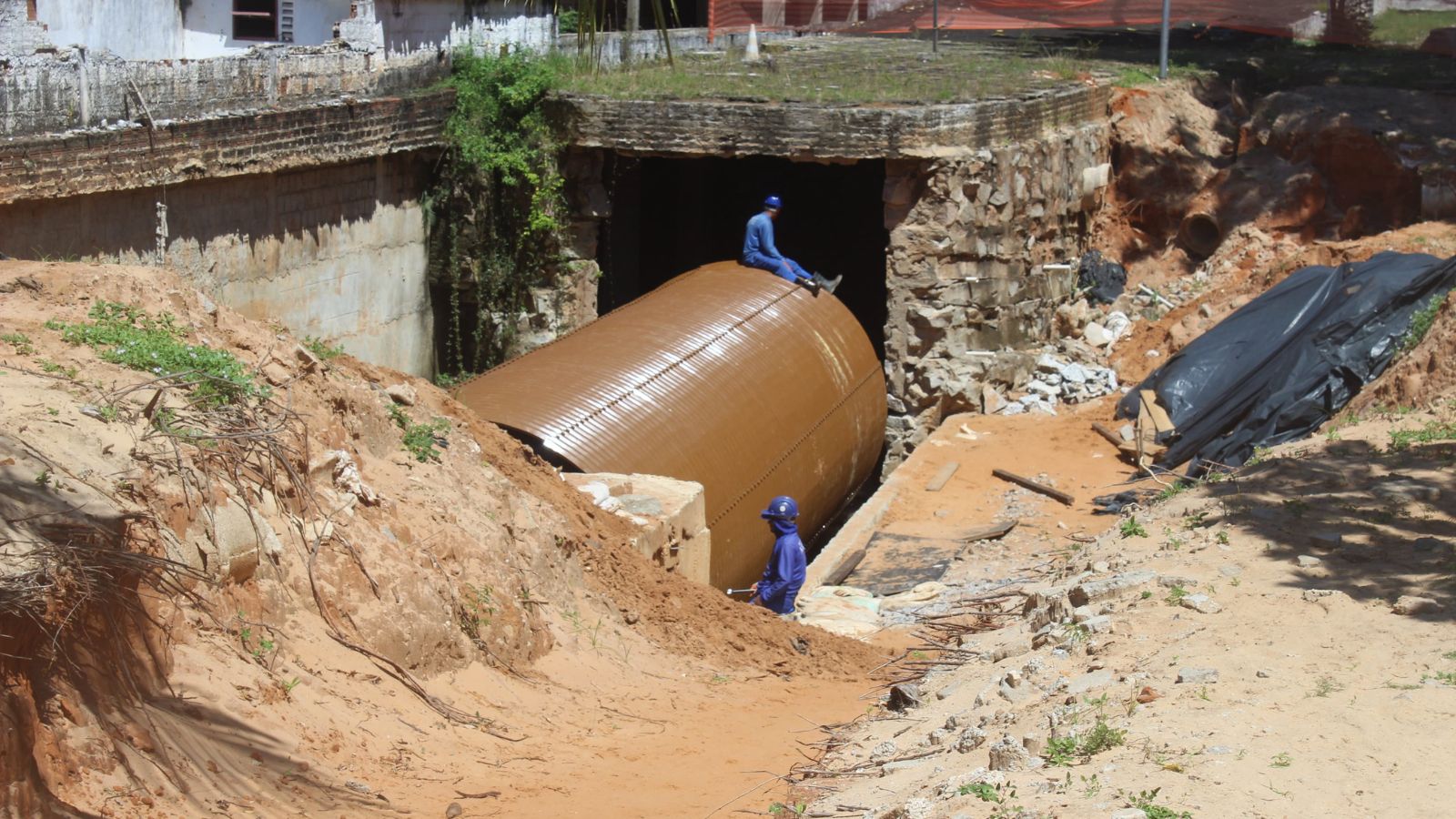 Barro Vermelho recebe nova tubulação para sistema de drenagem do bairro | Foto: Seinfra