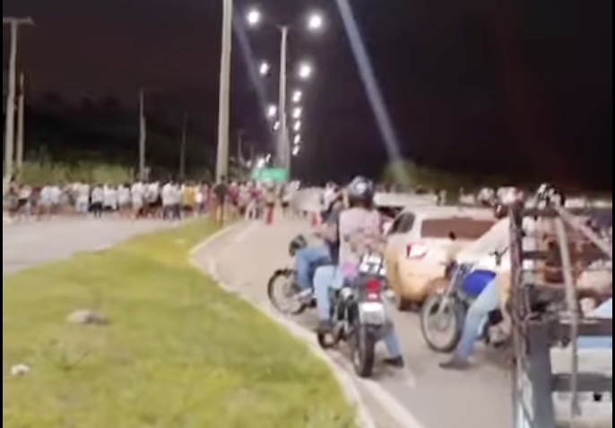 Protesto em Mãe Luiza
