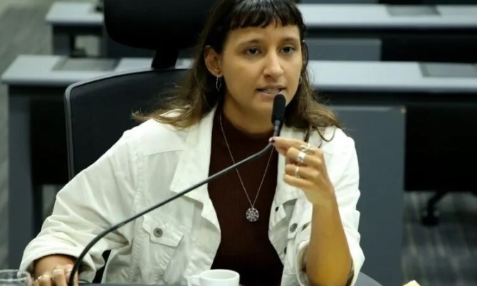 Sem título.jpg