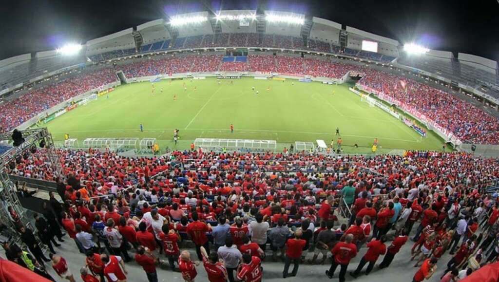 ARENA DAS DUNAS LOTADA AMERICA.jpg