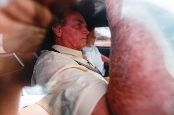FireShot Capture 135 - Jair Bolsonaro passa mal e é levado às pressas para hospital do DF _ - [www.metropoles.com].png