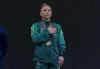 FLAVIA SARAIVA.png