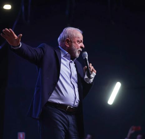 LULA.JPG