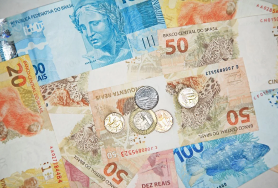 FireShot Capture 436 - Fique atento! Saiba quando o 13º salário começa a ser pago_ - [www.metropoles.com].png