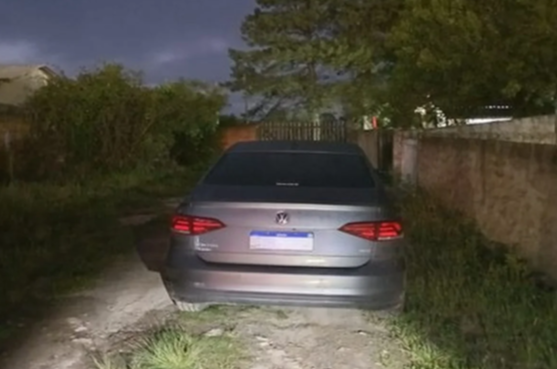 FireShot Capture 196 - Amarrado e coagido_ casal sequestra motorista de app e rouba dinhei_ - [www.metropoles.com].png