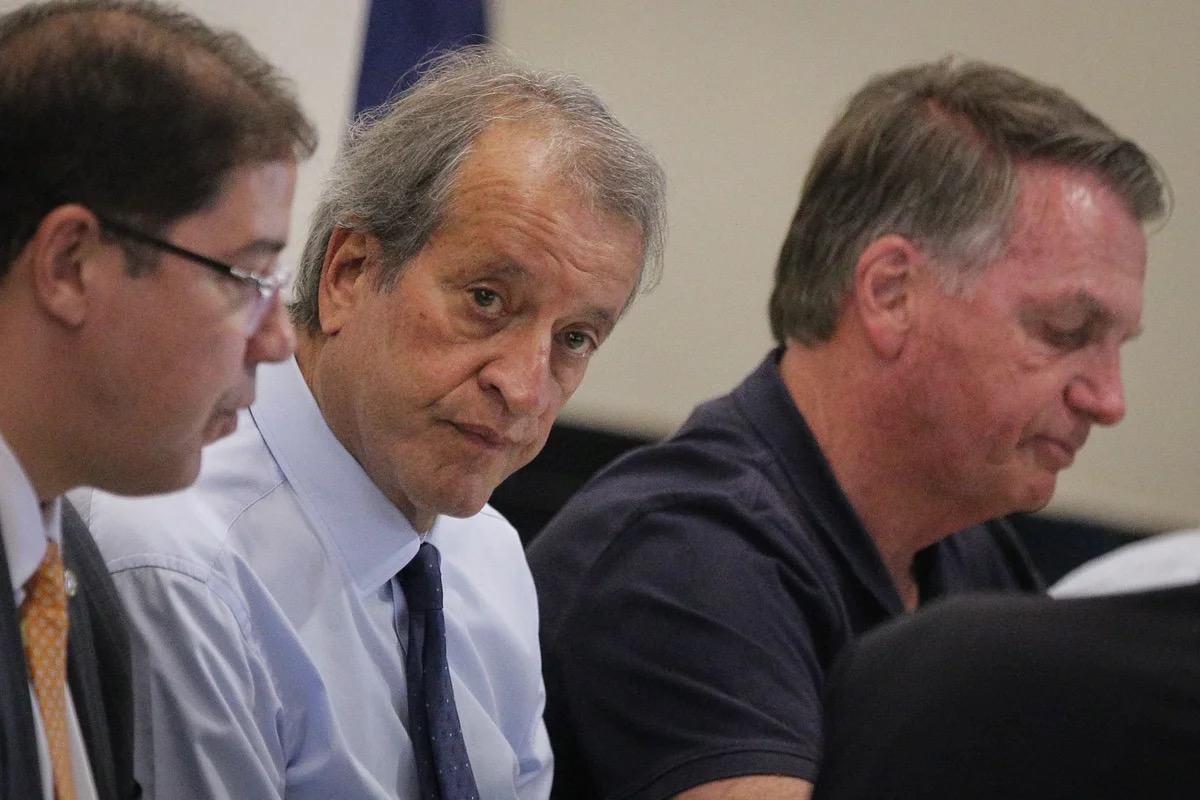 Valdemar Costa Neto e Bolsonaro | FOTO: BRENO ESAKI/METRÓPOLES