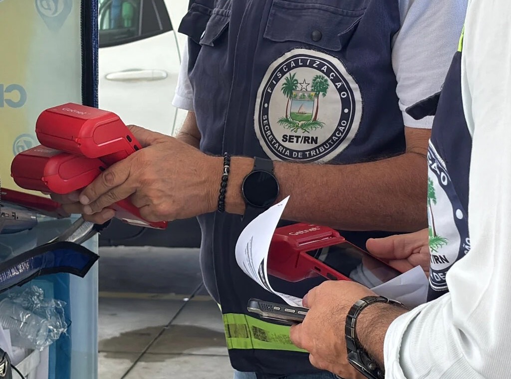 Operação fiscaliza postos de combustíveis em Natal e região metropolitana