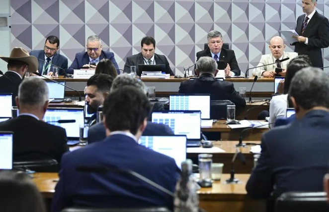 FireShot Capture 660 - CPMI do INSS barra convocação de Lulinha - [www.correiobraziliense.com.br].png