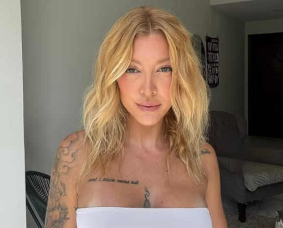 FireShot Capture 292 - Por que uma mulher decidiu retirar as mamas antes de ter câncer - G_ - [g1.globo.com].png