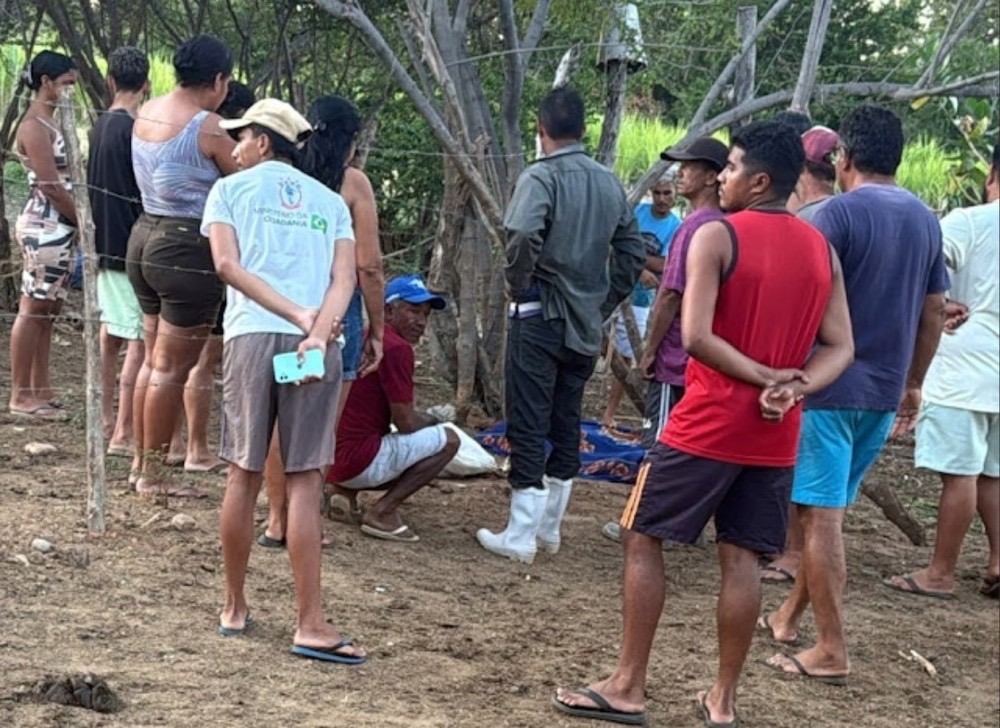 Homem morre após ser pisoteado por touro na zona rural de Ipanguaçu — Foto: Reprodução