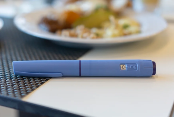 FireShot Capture 817 - Uso de Ozempic e Wegovy reduz gastos com comida nos EUA, aponta est_ - [www.metropoles.com].png