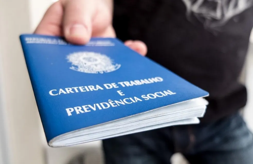 carteira-de-trabalho.webp