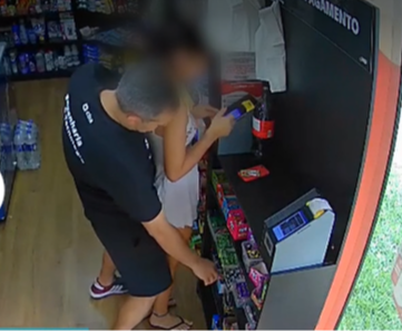 FireShot Capture 132 - Homem acusado de importunação sexual de adolescente em condomínio d_ - [record.r7.com].png