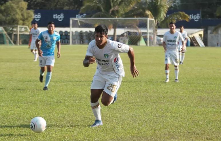 Jogador morre em queda de avião / Foto: Reprodução / Instagram @darofacha16