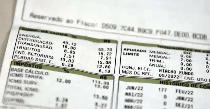 A alta da energia eleva os custos de produção da indústria e do setor de serviços | Foto: Agência Brasil