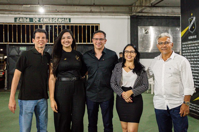 Ricardo Couto, Nathália Fidélis, Eduardo Machado, Érica Araripe e Judery Fonseca. (Foto: Rennê Carvalho/ABC F.C.