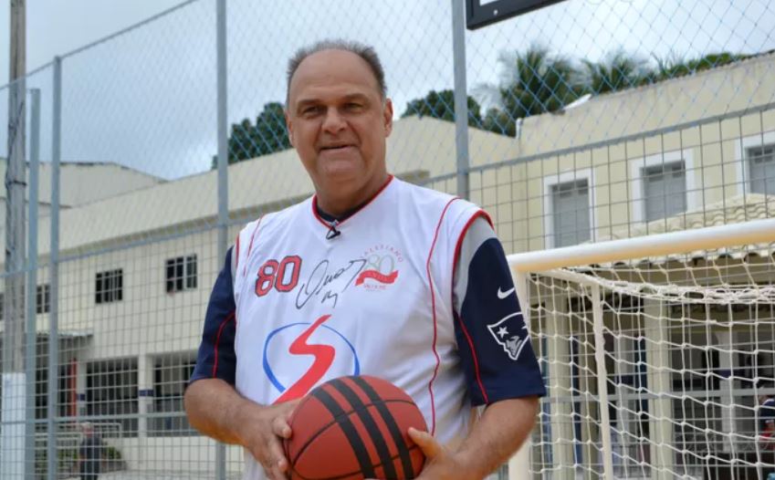 Oscar Schmidt esteve em Natal para a festa dos 80 anos do Salesiano São José (Foto: Jocaff Souza/GloboEsporte.com)