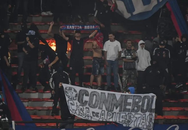 comnb_09.jpg