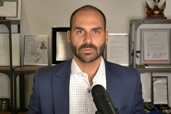 eduardo-bolsonaro-696x464-1.jpg