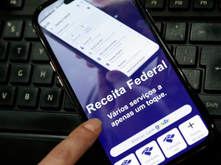 FireShot Capture 115 - Receita vai abrir consulta ao maior lote de restituição do Imposto _ - [noticias.r7.com].png