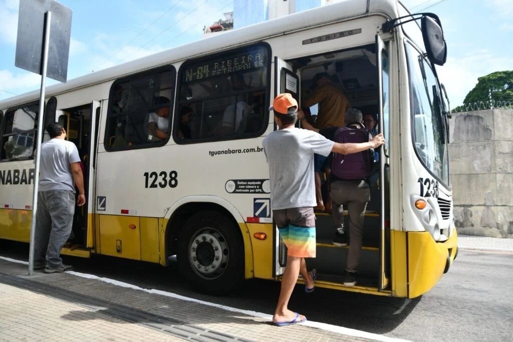 ONIBUS | Crédito: STTU