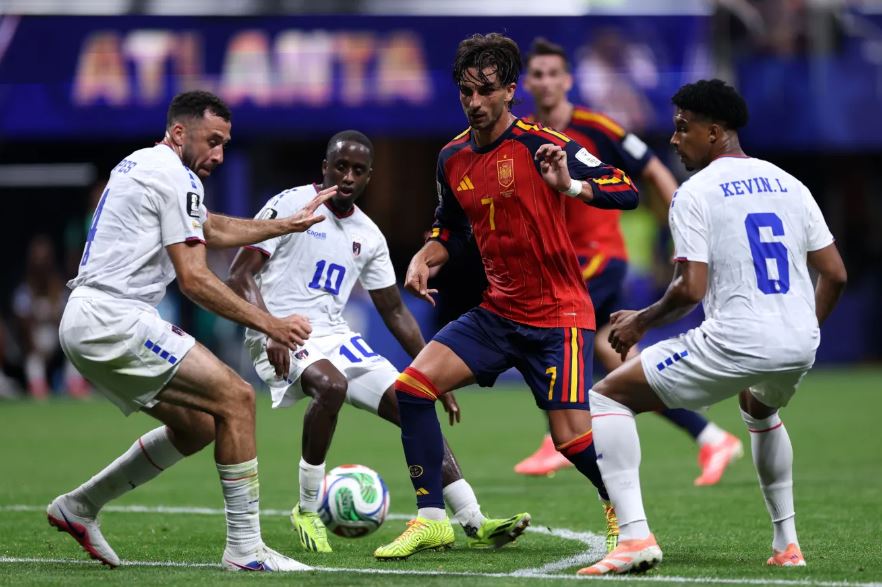Ferrán Torres em jogo contra Cabo Verde • Photo by Mattia Ozbot/Getty Images