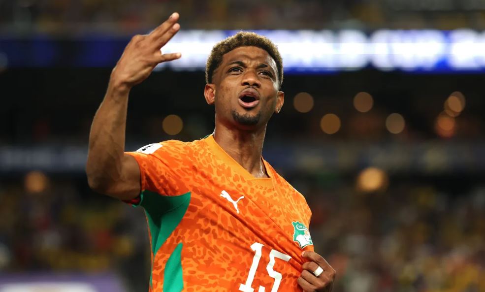Amad Diallo, da Costa do Marfim, celebrando o gol anotado sobre o Equador, pela Copa do Mundo • Ezra Shaw - FIFA/FIFA via Getty Images