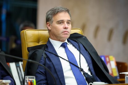 ANDRE MENDONÇA.jpg