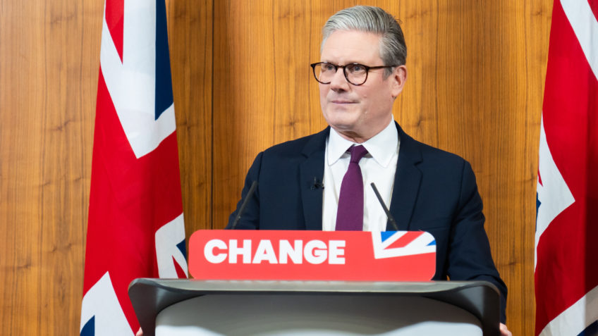 primeiro-ministro-do-Reino-Unido-Keir-Starmer.jpeg