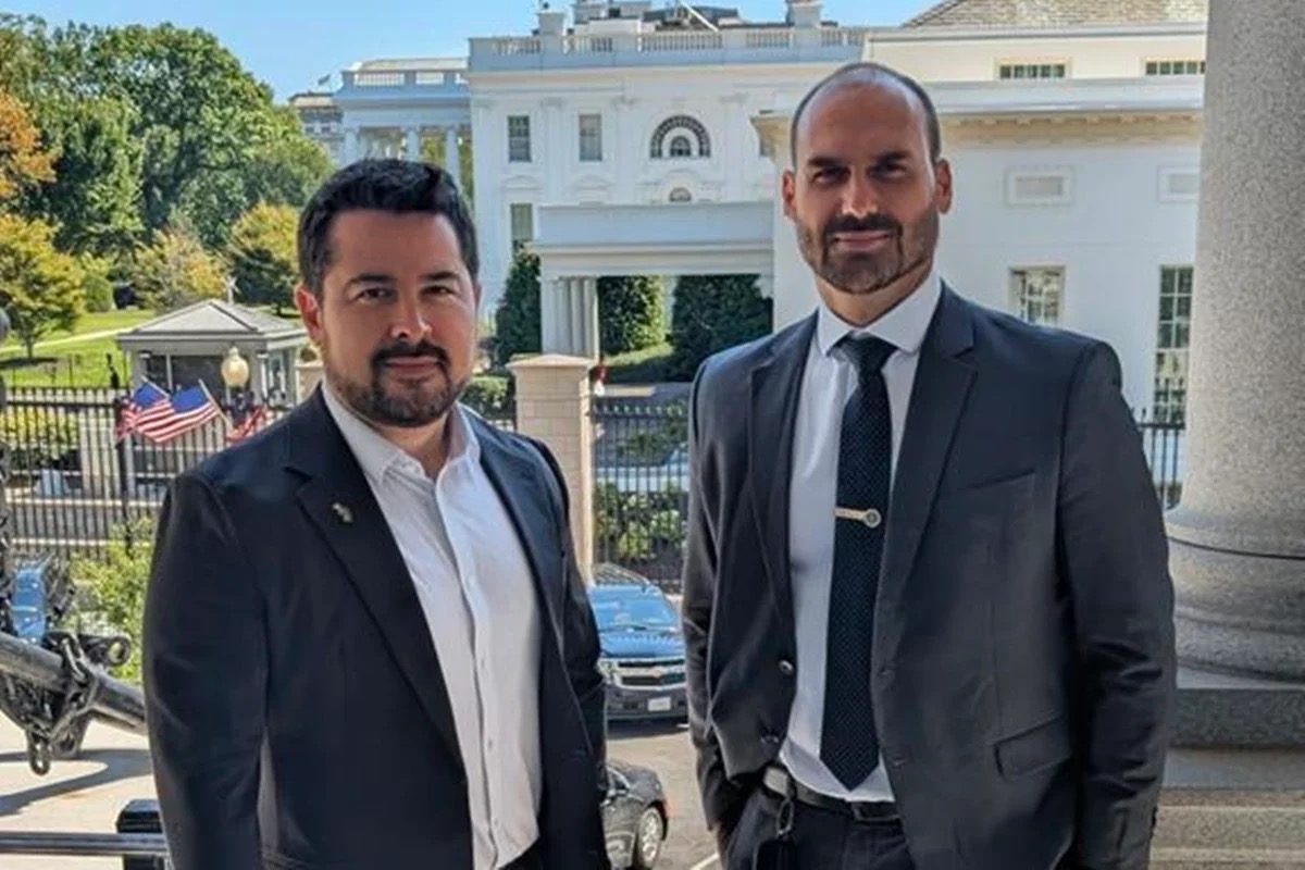 paulo figueiredo e eduardo Bolsonaro | Reprodução/X