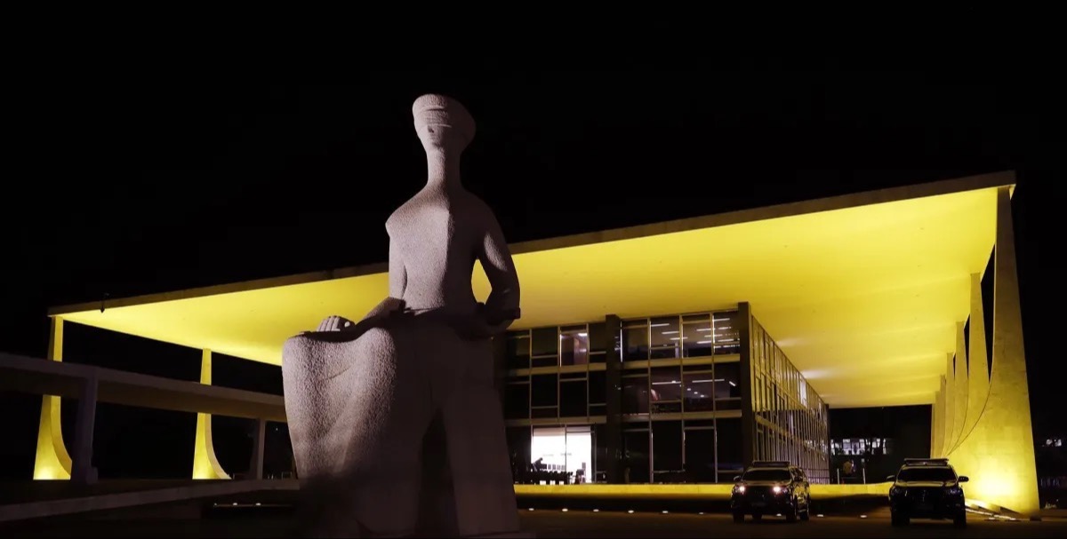 A estátua 