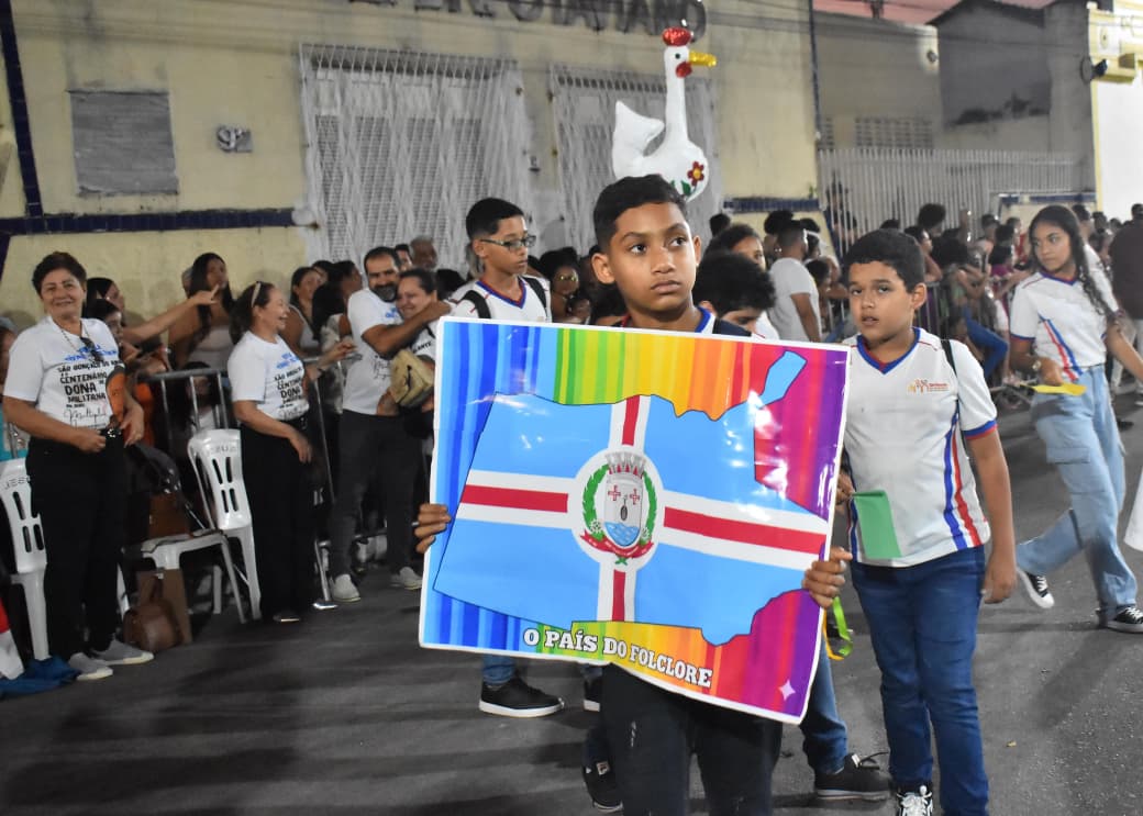 São Gonçalo realiza Desfile Cívico-Cultural 2026 nesta sexta-feira (4) com destaque para o Galo Branco de Dona Neném