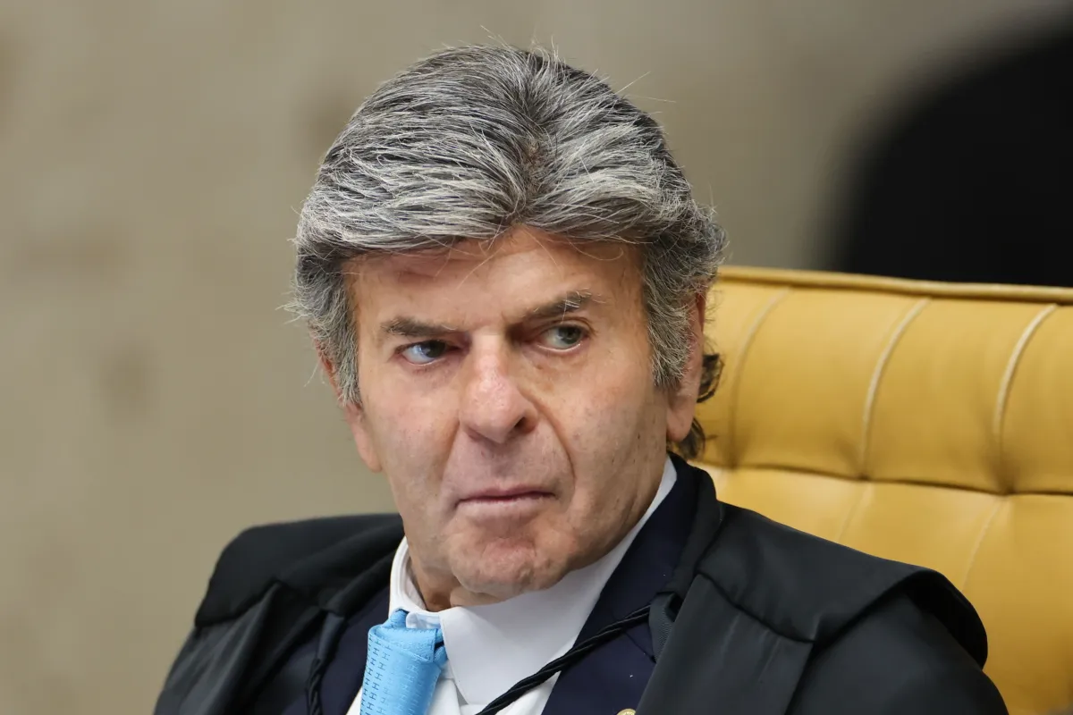 ministro-luiz-fux-plenario-stf.webp