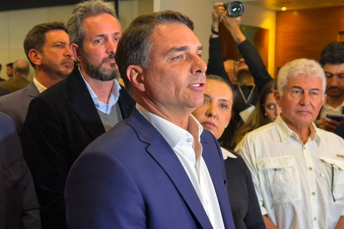 flavio-bolsonaro-fiesp-paulo-skaf-6.webp