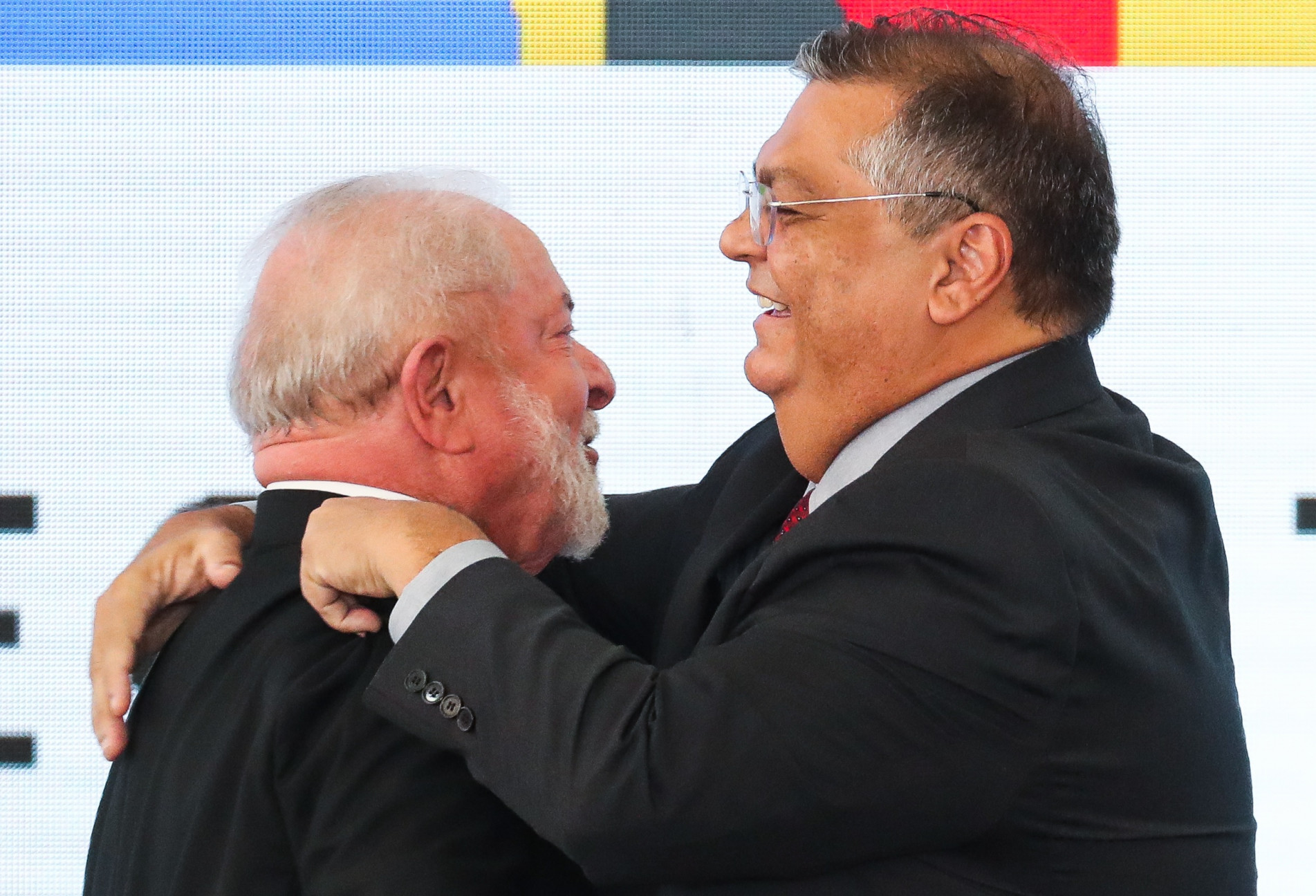 lulaedino-1149435.jpg