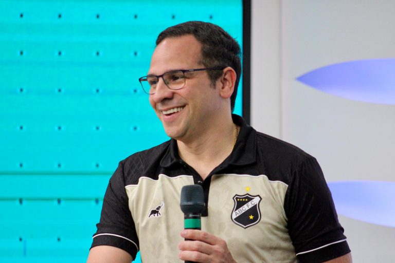 EDUARDO MACHADO ABC.jpg